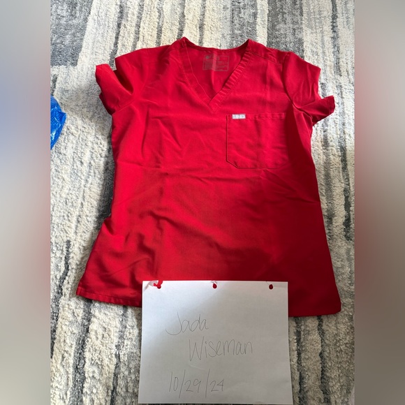 Figs top - Picture 1 of 1